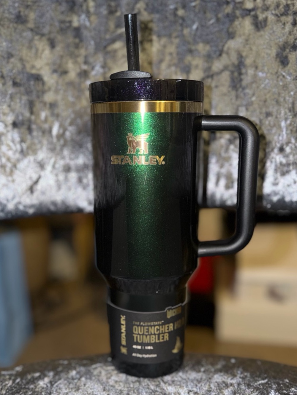 The Wicked for Good Quencher® H2.0 Flowstate™ Tumbler NEW some scratches